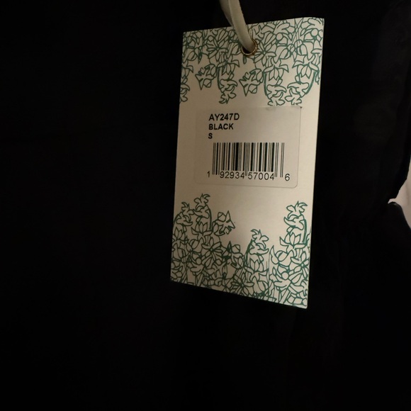 NWT Black Jacquard Puff Sleeve Midi Dress - Picture 5 of 5